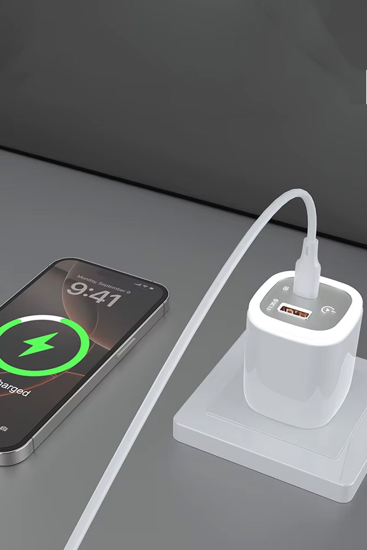 30W USB-C to Type-C / USB + PD Hızlı Şarj Aleti - Gece Lambası - Dokunmatik LEDLİ Şarj Aleti